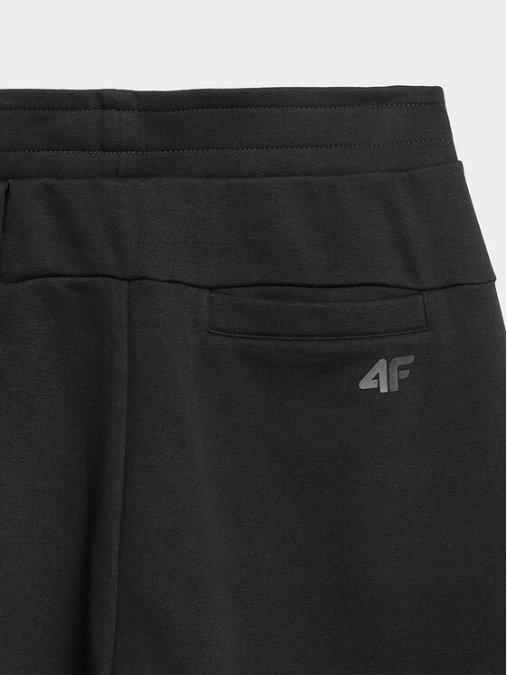 4F 4F Športne kratke hlače 4FSS23TSHOM080 Črna Regular Fit