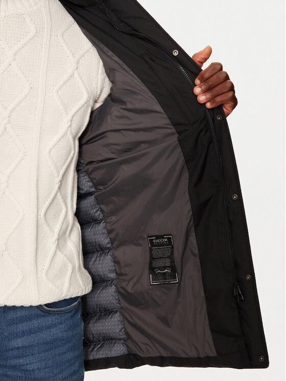 Geox Geox Zimní bunda Sile M4628T T3140 F9000 Černá Regular Fit