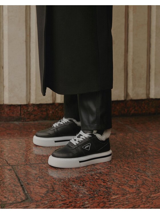 Estro Estro Sneakersy ER00111980 Czarny