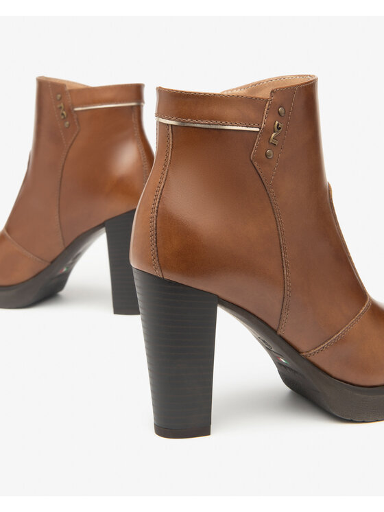 Nero Giardini Nero Giardini Μποτάκια I513811D Καφέ