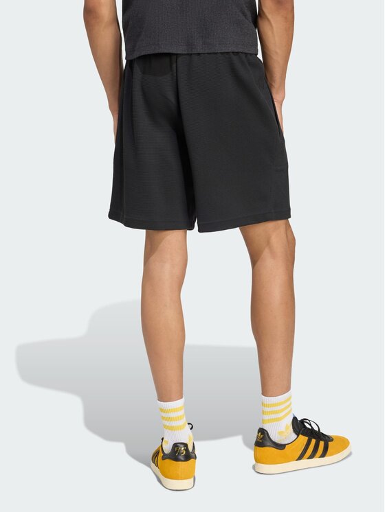 adidas adidas Szorty materiałowe 136315 Czarny Regular Fit