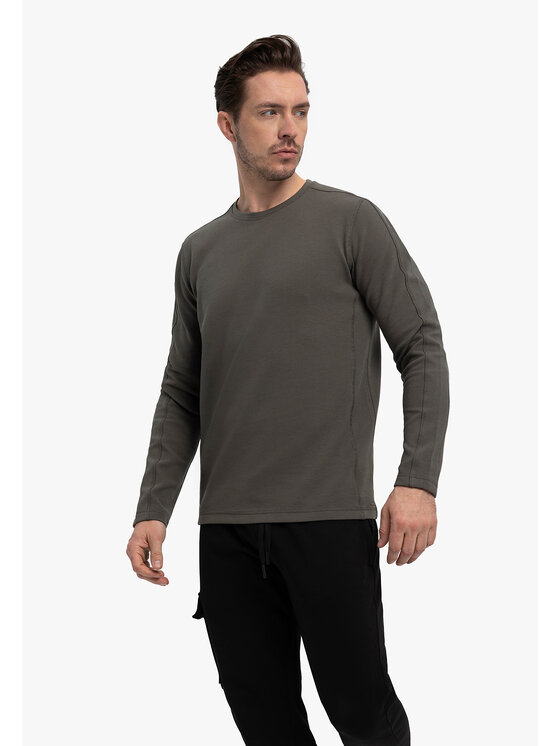 Volcano Volcano Longsleeve L-FAR Szary Regular Fit