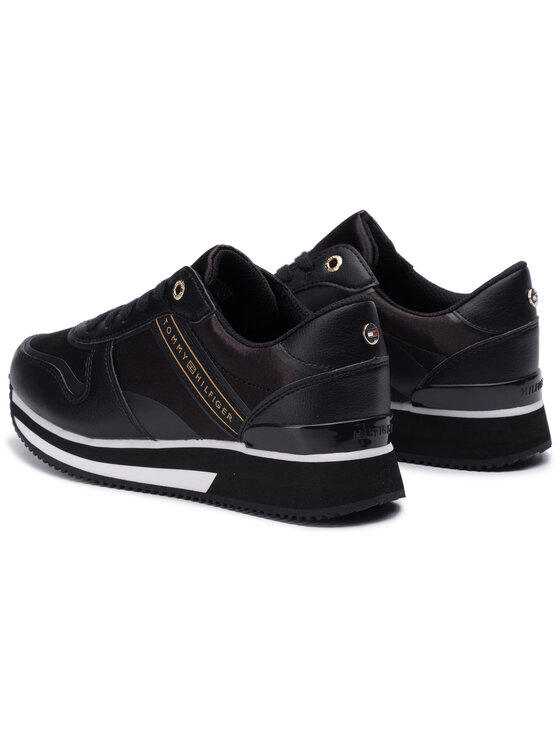 Tommy Hilfiger Tommy Hilfiger Laisvalaikio batai Mixed Active City Sneaker FW0FW04177 Juoda
