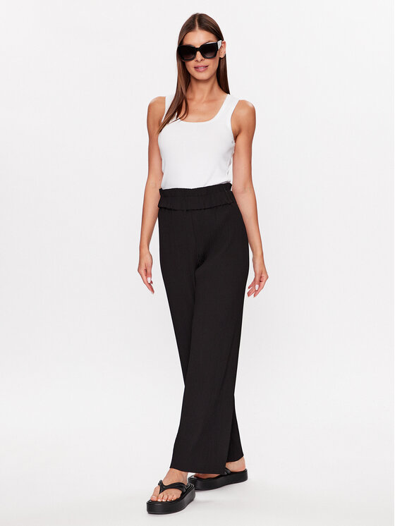 YAS YAS Παντελόνι υφασμάτινο 26028051 Μαύρο Regular Fit