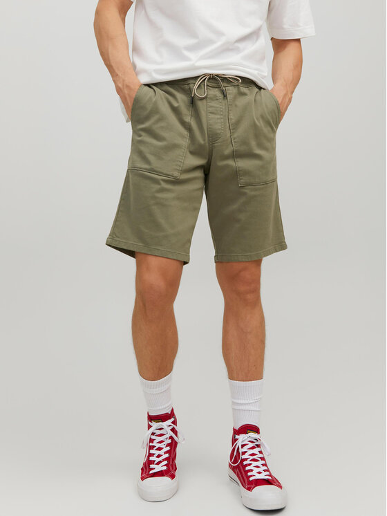 Pantaloncini di tessuto 12229946 Verde Regular Fit...