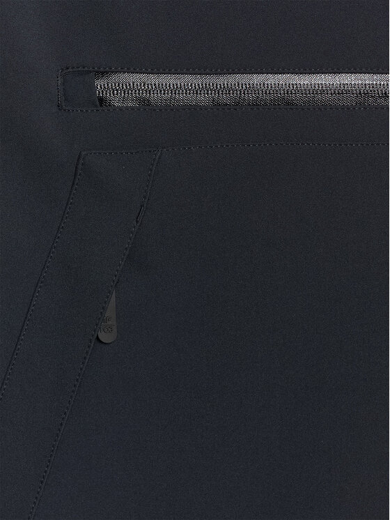 4F 4F Kurtka snowboardowa FOB Czarny Regular Fit