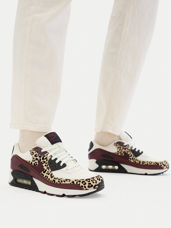Nike Nike Sneakersy Wmns Air Max 90 IF1619 102 Biela
