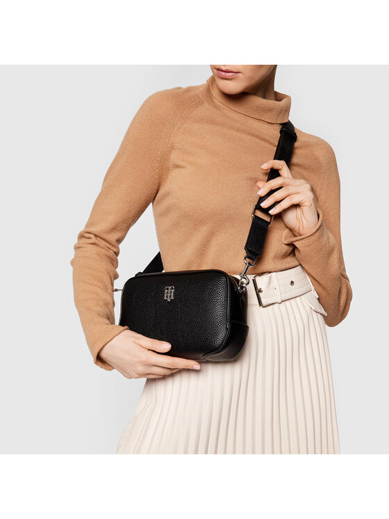 Tommy Hilfiger Kabelka Th Essence Crossover AW0AW09689 ern