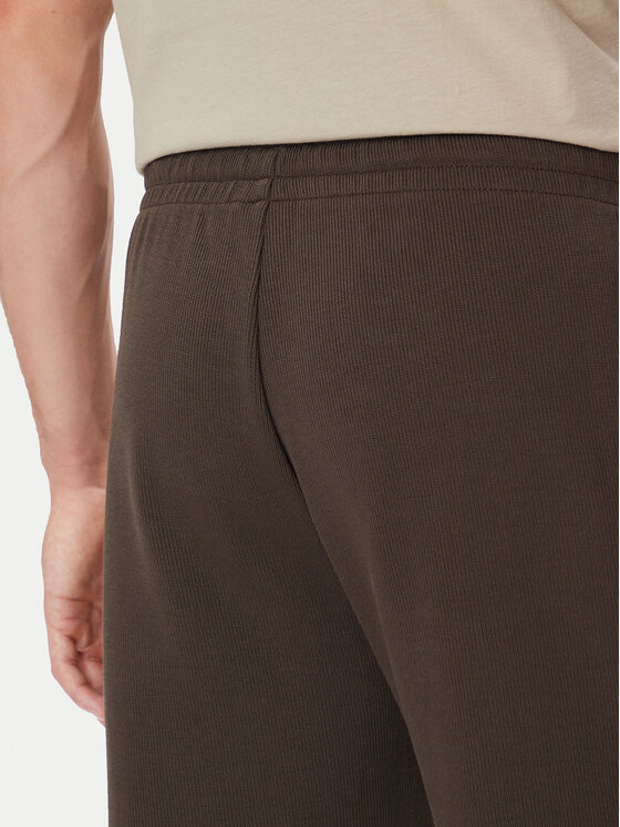 EA7 Emporio Armani EA7 Emporio Armani Teplákové kalhoty 7M002235 AF21822 U6027 Tmavě hnědá Regular Fit