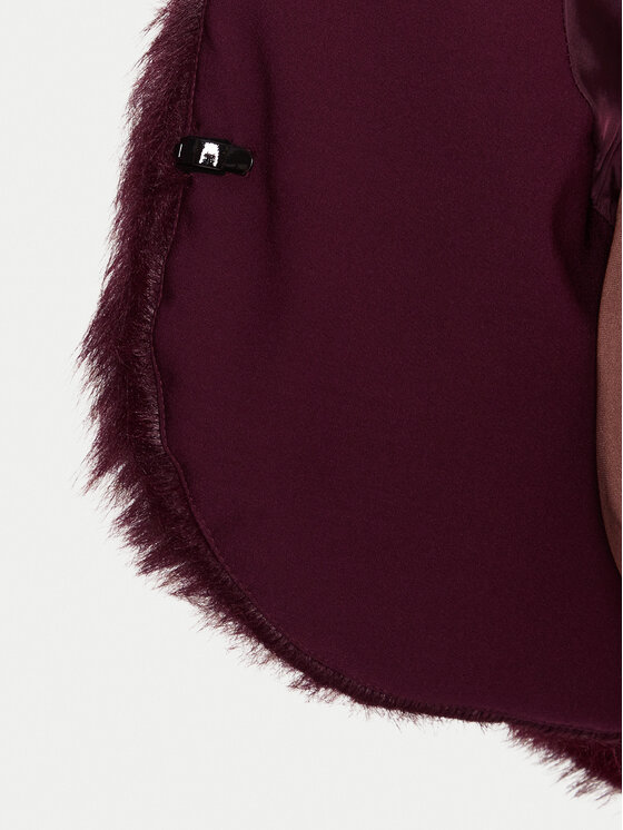 Rinascimento Rinascimento Krzno CFC0125075003 Bordo rdeča Regular Fit