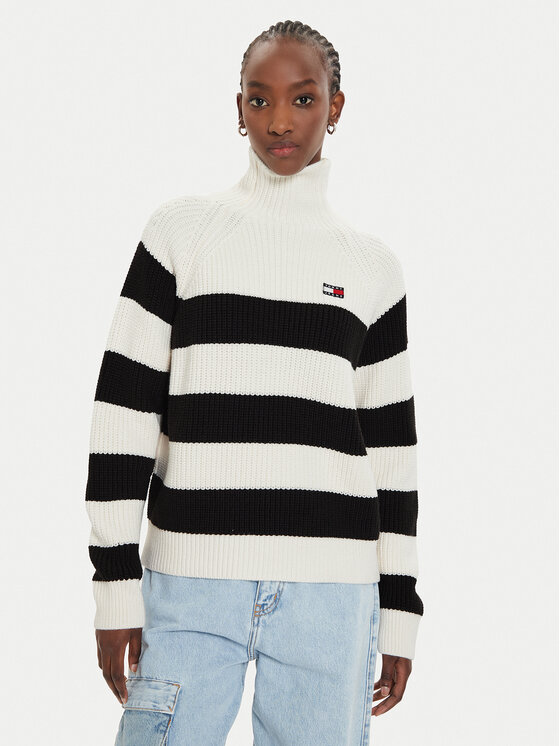 Tommy Jeans Rolák Badge DW0DW19914 Čierna Regular Fit
