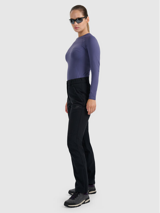 4F 4F Spodnie outdoor HALNY Czarny Regular Fit