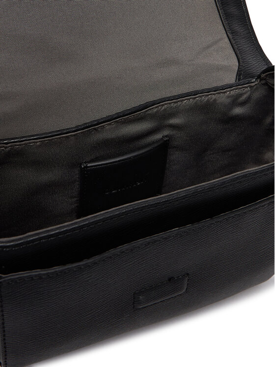 Calvin Klein Calvin Klein Geantă Emblem Hw Small Slap Messenger LV04D3367G Negru