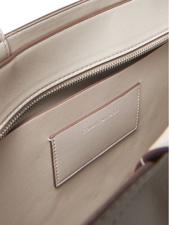 Calvin Klein Jeans Calvin Klein Jeans Torebka Sculpted Slim Tote34 LV04K3070G Écru