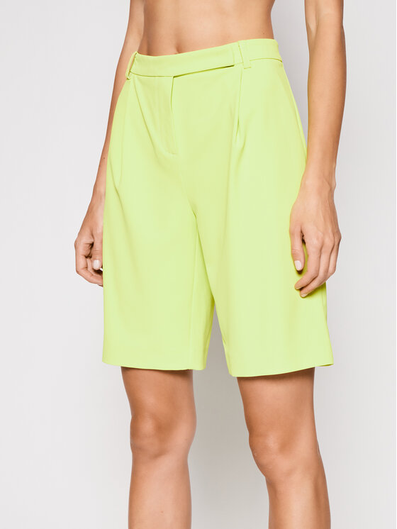 Patrizia Pepe Pantalon scurți din material 2P1317/A9A2-Y400 Verde Relaxed Fit 2P1317/A9A2-Y400 imagine noua