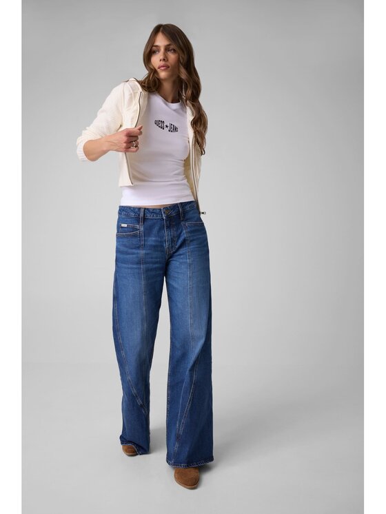 Guess Jeans Guess Jeans Sweter 184170 Biały Classic Fit