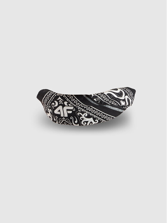 4F 4F Szalik MIDSHOP ACCESSORIES Czarny