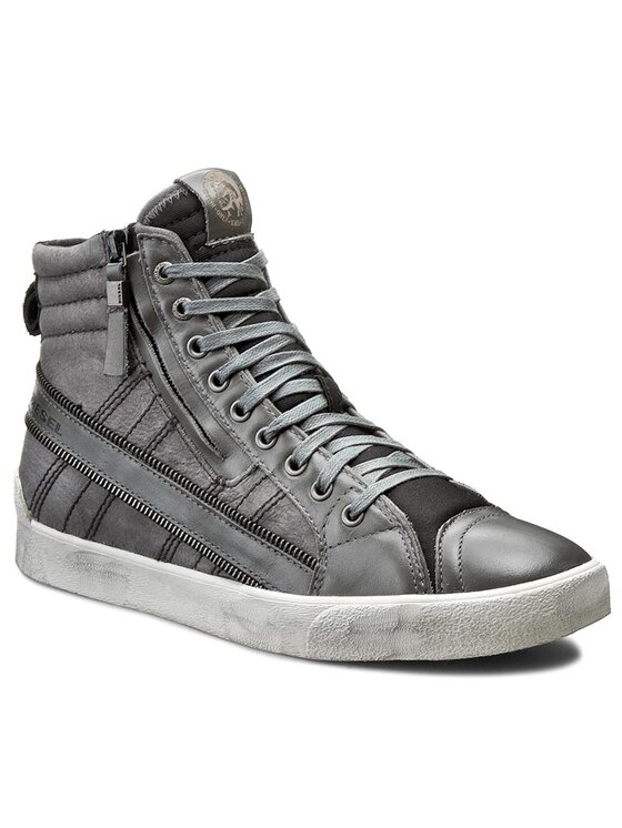 Diesel discount d string