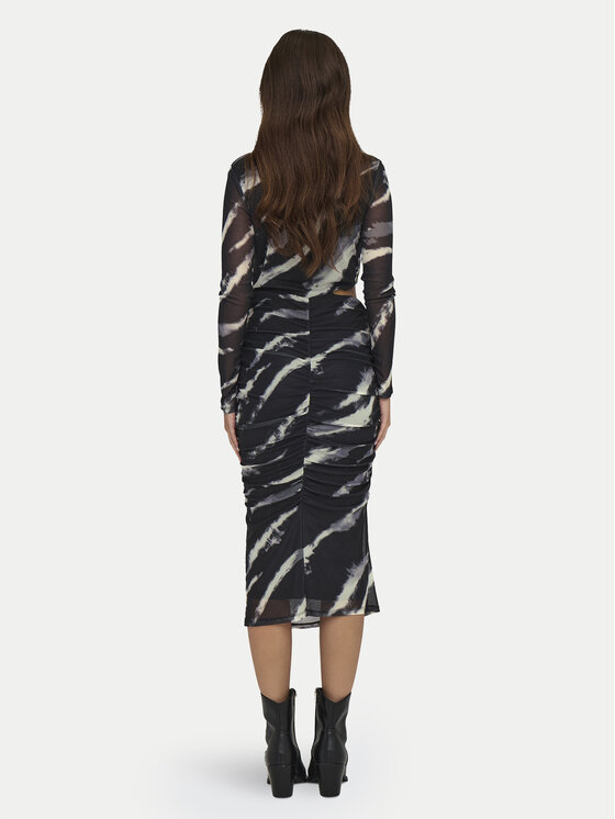 ONLY ONLY Igapäevane kleit Paris 15333870 Must Slim Fit