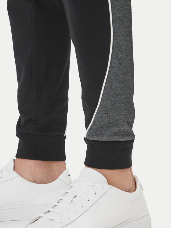 BOSS BOSS Спортивні штани 50554794 Чорний Regular Fit