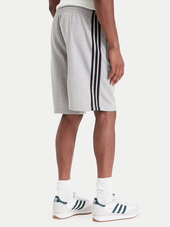adidas adidas Спортивні шорти 3-Stripes Shorts KE4108 Сірий Regular Fit