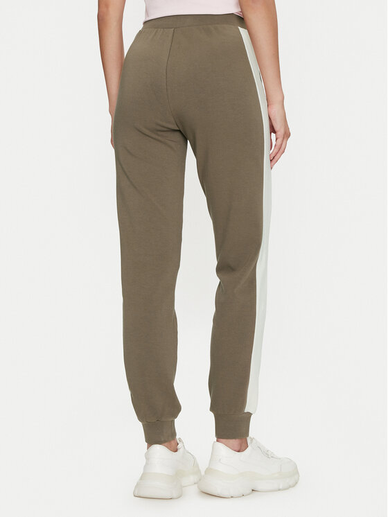 Guess Guess Jogginghose Elea V4YB02 KCDN0 Braun Regular Fit