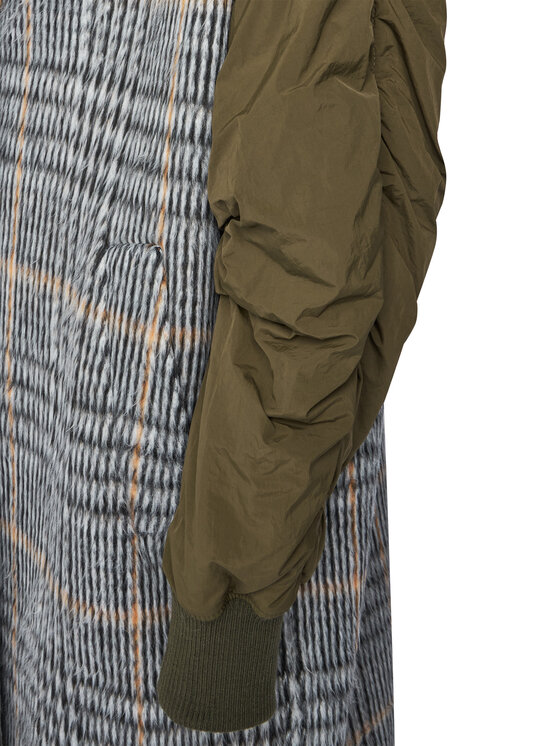 Iceberg Iceberg Zimski plašč 20II2P0N0414988 Pisana Oversize