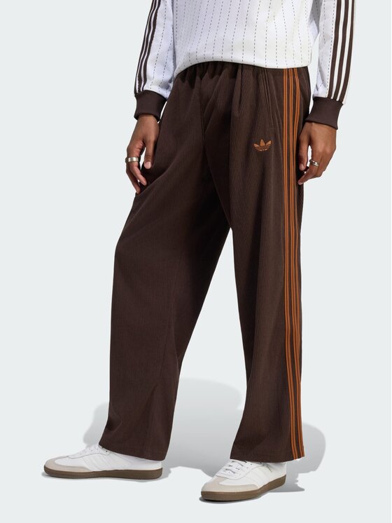 adidas adidas Joggery 170185 Brązowy Regular Fit