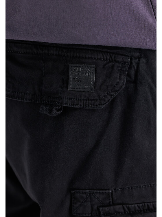 Alpha Industries Alpha Industries Šortky z materiálu AI.186209-03-29 Černá Slim Fit
