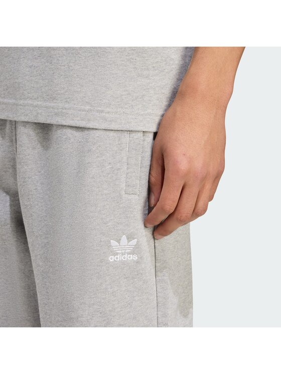 adidas adidas Sportiniai šortai Essentials Trefoil JW8624 Pilka Regular Fit