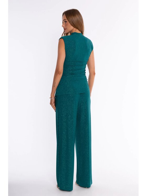 Made of Emotion Made of Emotion Completo maglietta e pantaloni M924 Verde A-Line Fit