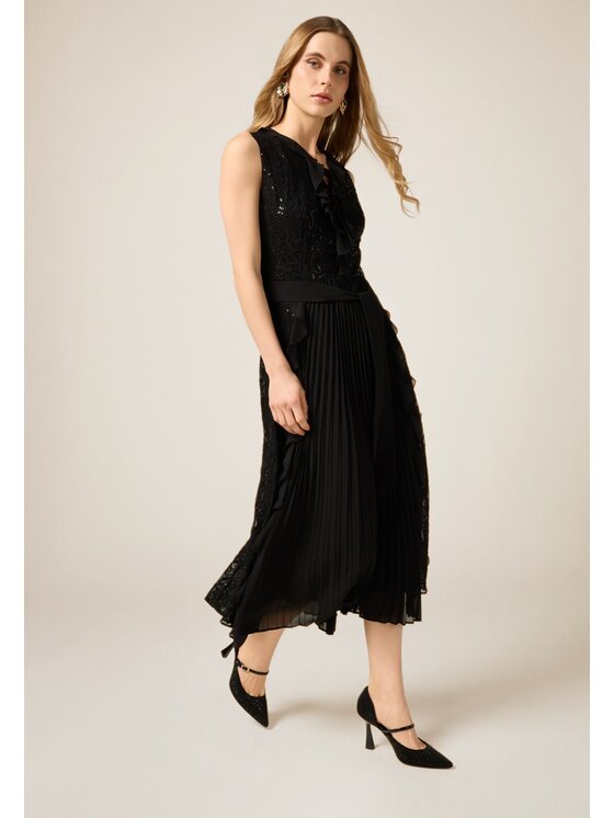 Oltre Oltre Vestito da giorno 7020J000886N033 Nero A-Line Fit