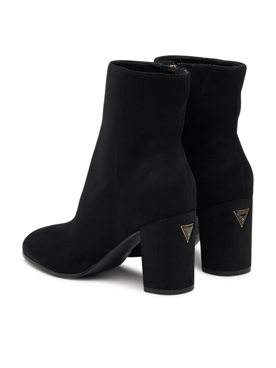 Guess Guess Зимни обувки FLFBER SUE10 Черен