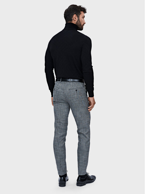 Evenemen Evenemen Sweter Golf Czarny Slim Fit