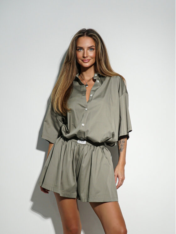 LilaLou LilaLou Komplet bluzka i spodnie Mila Khaki Regular Fit