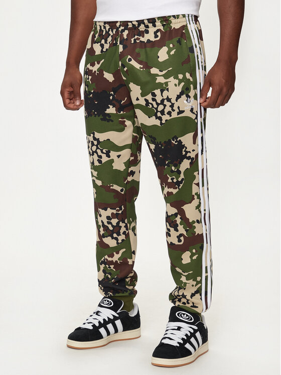 Adidas Spodnji Del Trenirke Camo SSTR IS0254 Zelena Regular Fit