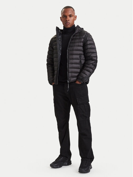 C.P. Company C.P. Company Pūkinė striukė 21CMOW126A110416A Juoda Regular Fit