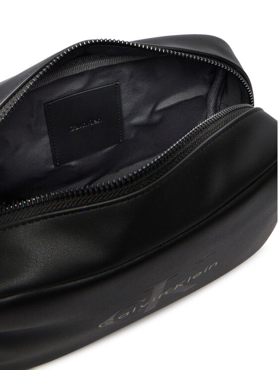 Calvin Klein Calvin Klein Pochette per cosmetici Bold Dopp Kit LV04D1238G Nero