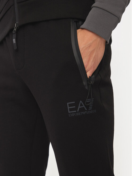 EA7 Emporio Armani EA7 Emporio Armani Trenerka 6DPV60 PJVTZ 1200 Crna Regular Fit