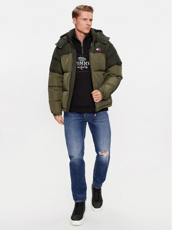 Tommy Jeans Tommy Jeans Pernata jakna Alaska DM0DM17482 Zelena Regular Fit
