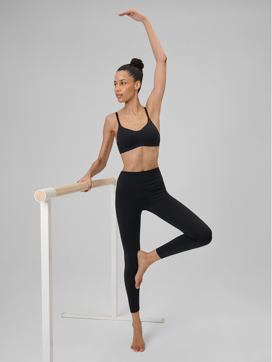 4F 4F Legginsy YOGA Czarny Slim Fit