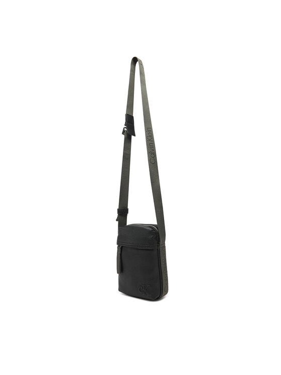 Calvin Klein Jeans Calvin Klein Jeans Crossover torbica Cargo Reporter Bag LV04G3080G Crna