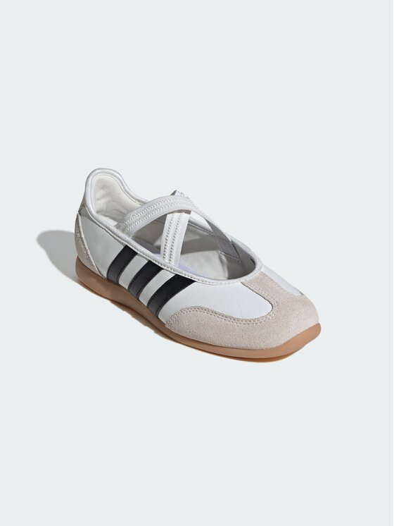 adidas adidas Półbuty 159812 Biały