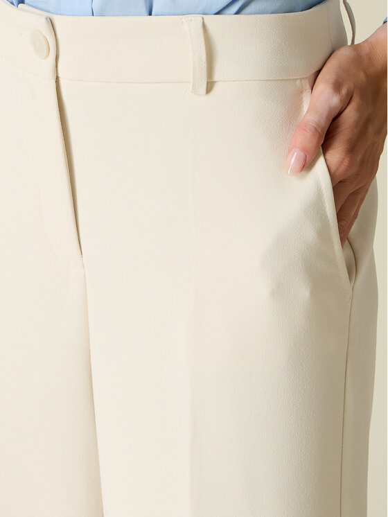 Oltre Oltre Pantaloni di tessuto P02LR209930N021 Bianco Baggy Fit