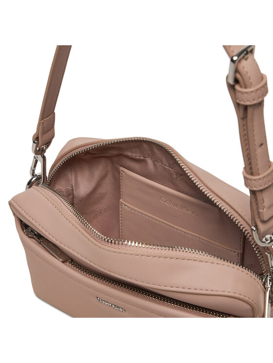Calvin Klein Calvin Klein Kabelka Ck Must Convertible Camera Bag K60K612280 Béžová