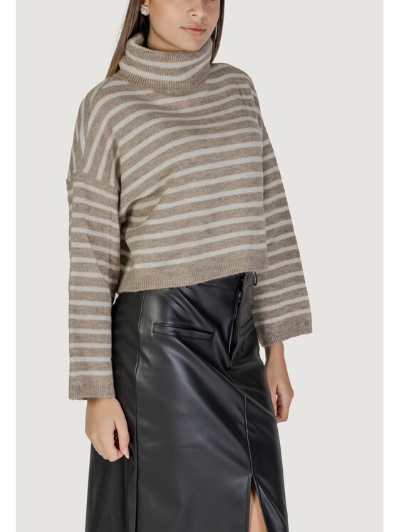 ONLY ONLY Sweter ONLTALIO LS STRIPE SHORT ROLLNECK BF KNT Beżowy Short Fit