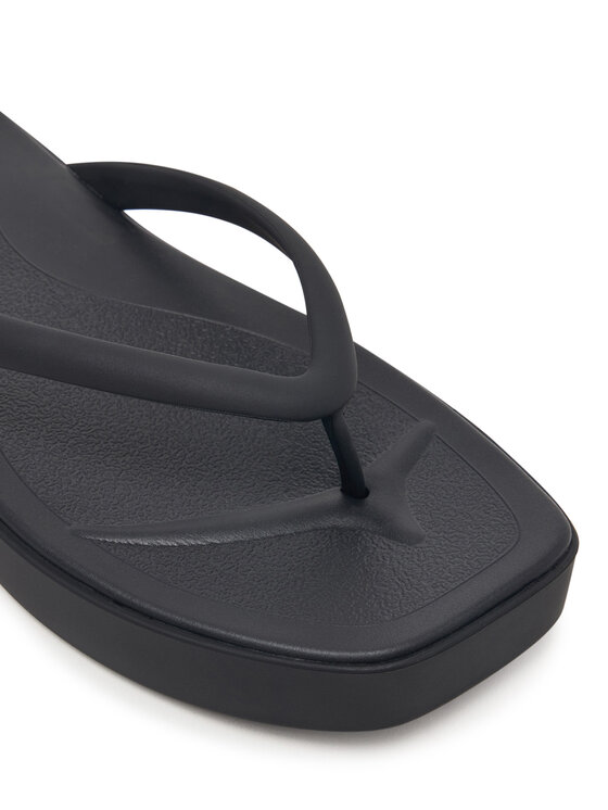 Crocs Crocs Šlepetės per pirštą Miami Square Flatform Flip 214161 Juoda