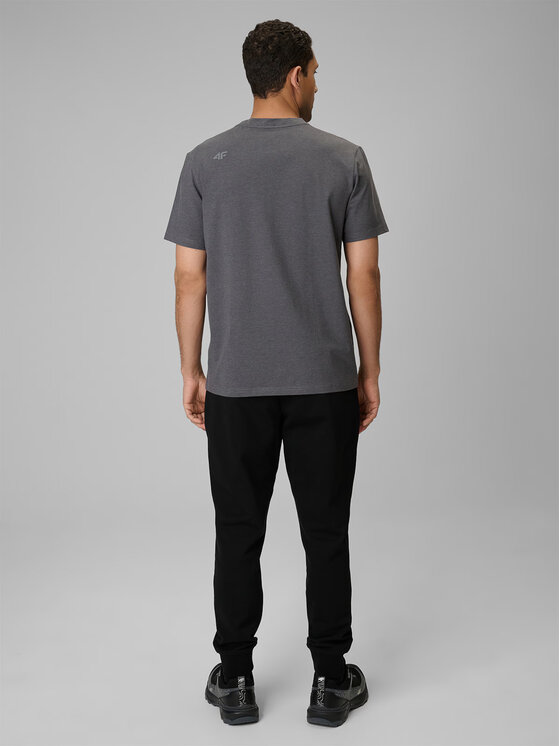 4F 4F Pantaloni da tuta 4FRMM00TTROM2020-20S Nero Regular Fit