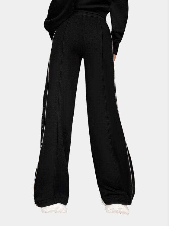 MADE BY SOCIETY MADE BY SOCIETY Spodnie materiałowe Pantaloni BLOCK SYSTEM - P27156 Czarny Basic Fit