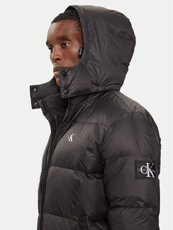 Calvin Klein Jeans Calvin Klein Jeans Пухено яке Essentials J30J325946 Черен Regular Fit